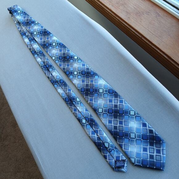 Croft & Barrow Geometric Blue Diamonds Necktie 60" L 3" W polyester handmade - Picture 2 of 7